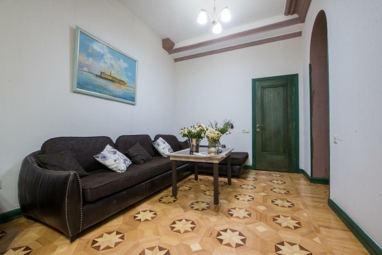 Votre Maison Єреван Екстер'єр фото